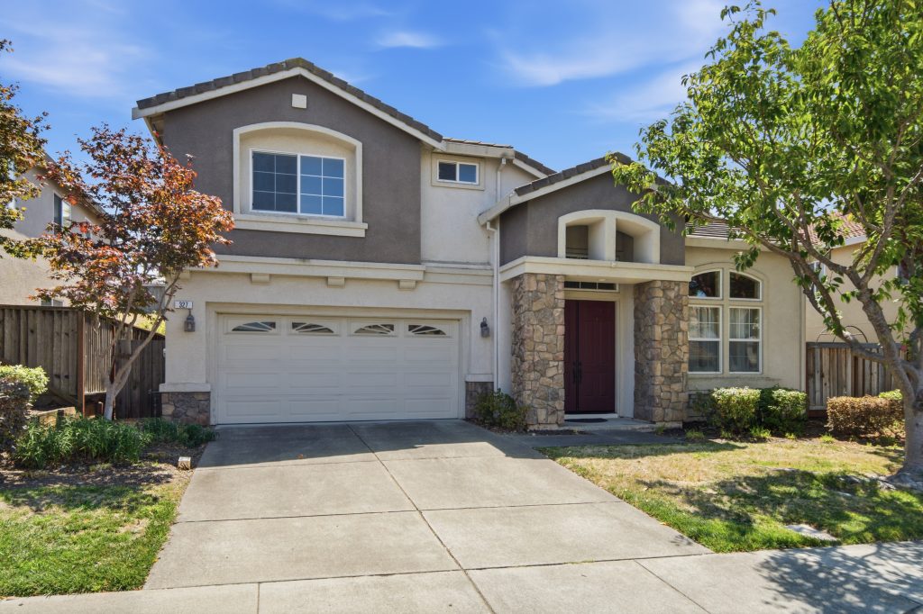 327 Hawk Ridge Richmond